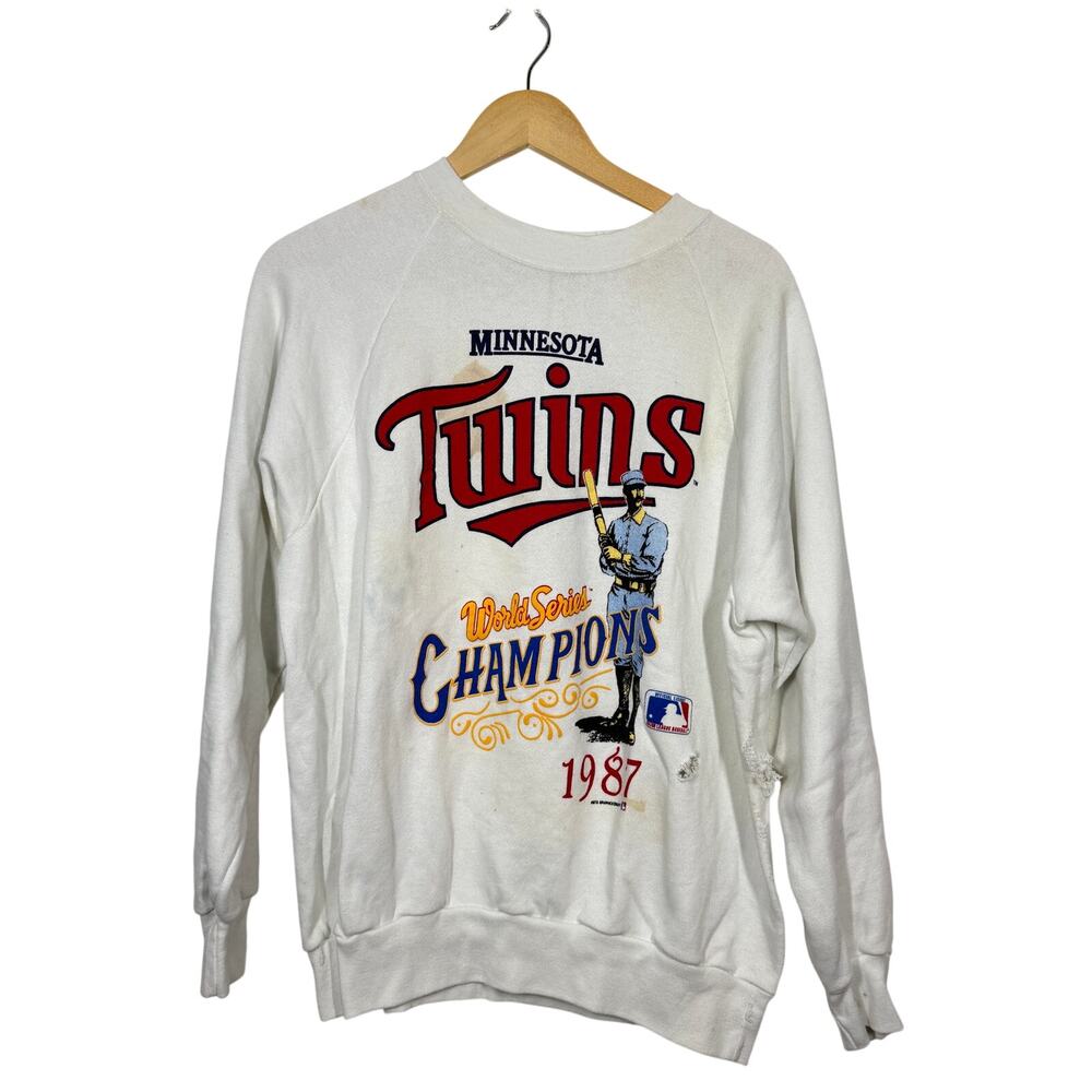 Vintage 1987 Minnesota Twins Sweatshirt XL White World Series Champions Thrashed